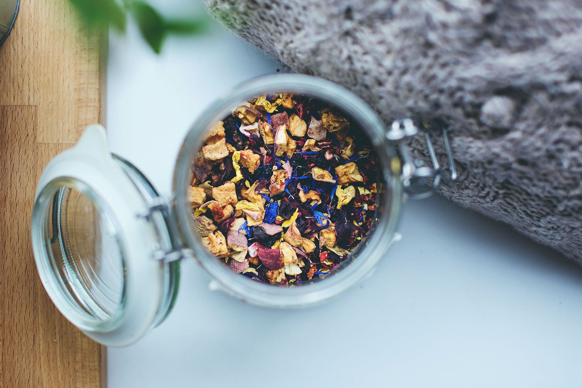 Reduces blood pressure (Image via Unsplash/Freestock)